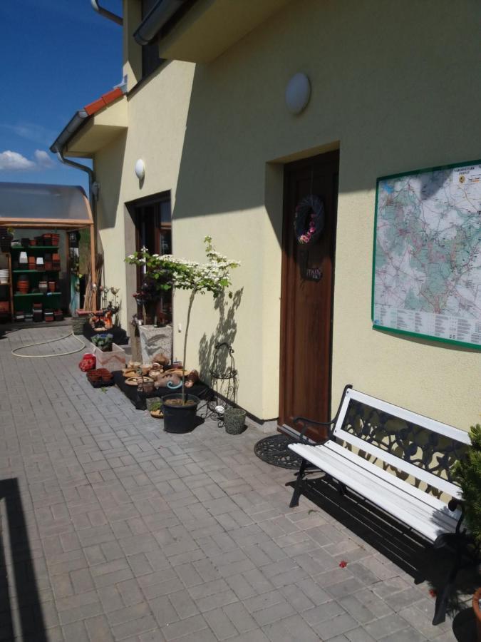 Garden Apartments Znojmo Exteriér fotografie